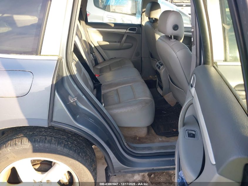 2004 Porsche Cayenne S VIN: WP1AB29P24LA74243 Lot: 43861647