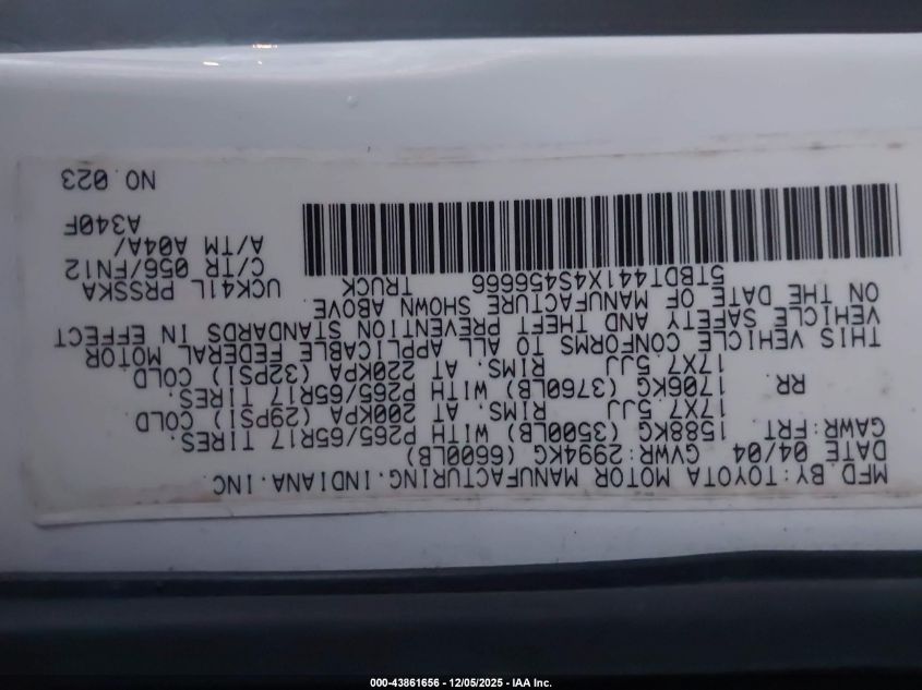 2004 Toyota Tundra Sr5 V8 VIN: 5TBDT441X4S456666 Lot: 43861656
