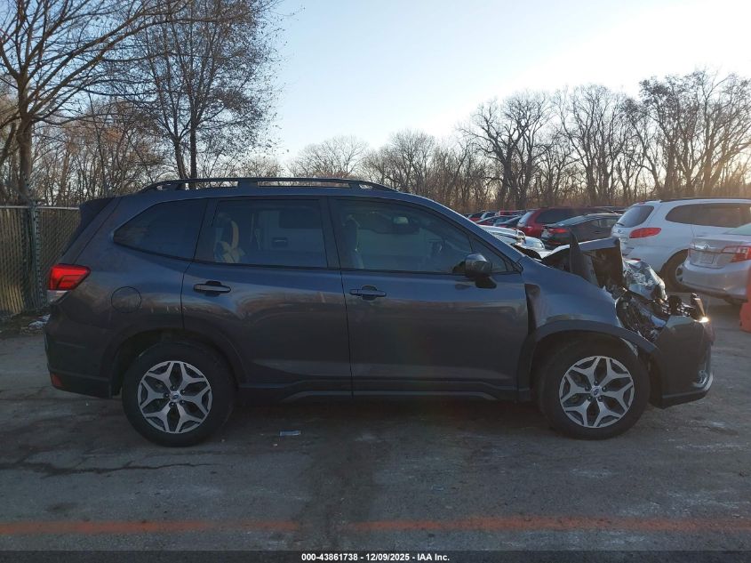 2024 Subaru Forester Premium VIN: JF2SKADC6RH462947 Lot: 43861738