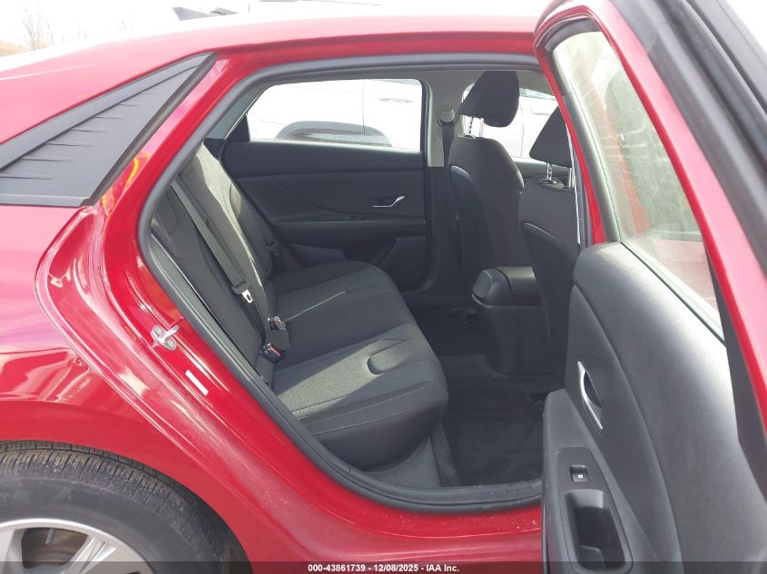 2022 Hyundai Elantra Se VIN: KMHLL4AGXNU368253 Lot: 43861739