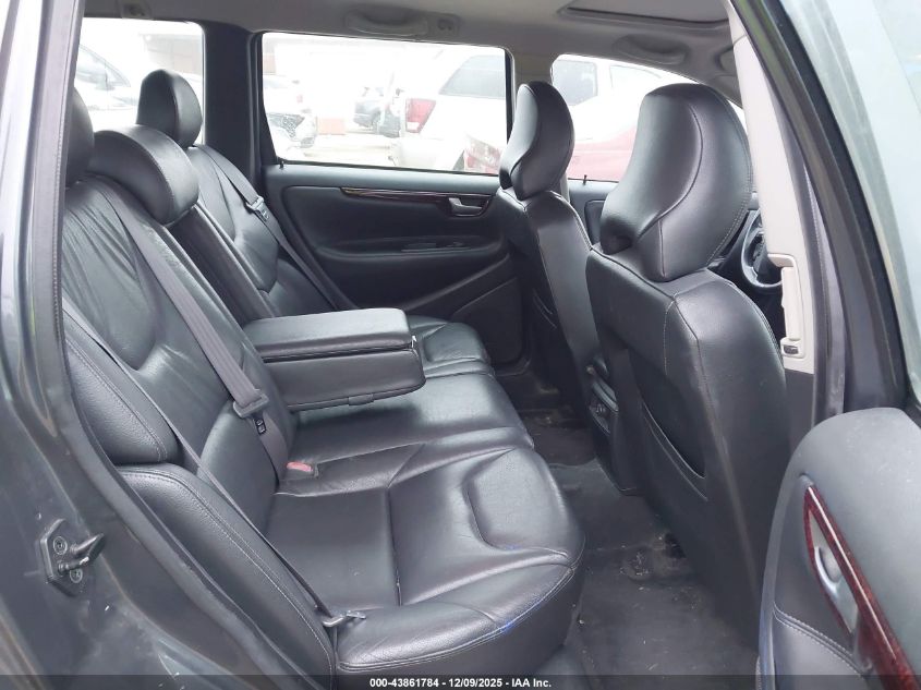 2004 Volvo V70 2.4 VIN: YV1SW61T042405718 Lot: 43861784