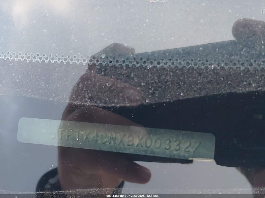 5TFTX4CNXBX003327 2011 TOYOTA TACOMA photo no. 9