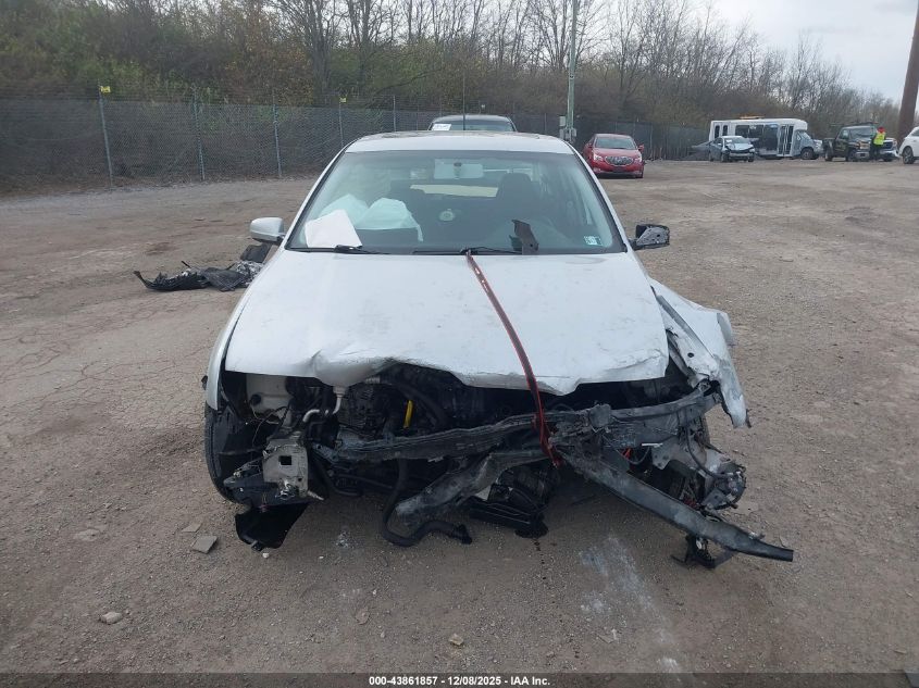 2004 Volkswagen Jetta Gls 2.0L VIN: 3VWSK69M44M019257 Lot: 43861857