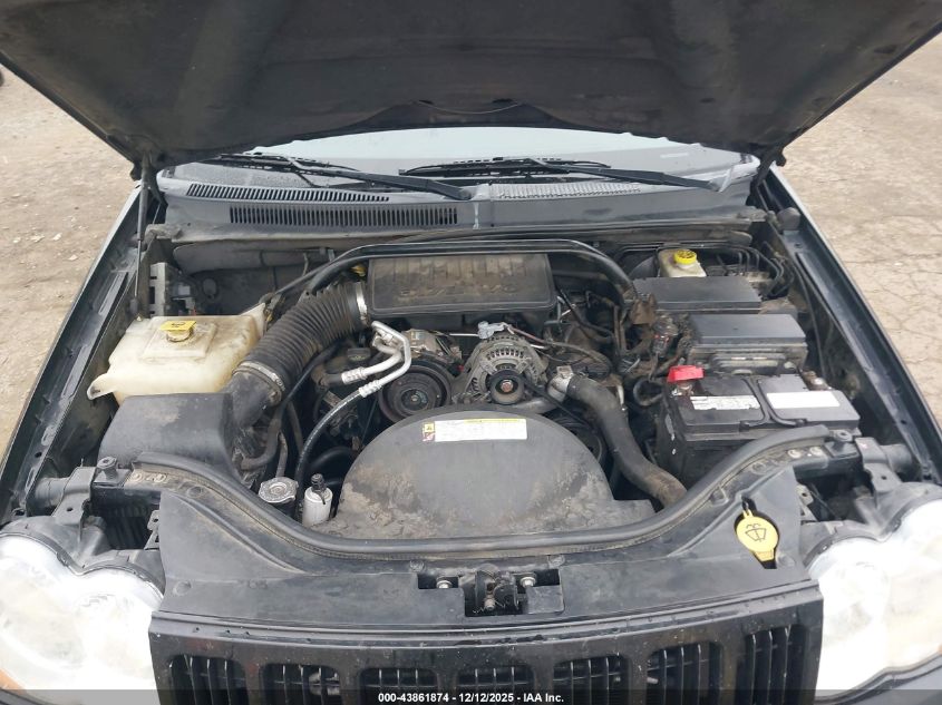 2010 Jeep Grand Cherokee Laredo VIN: 1J4PR4GK0AC153815 Lot: 43861874