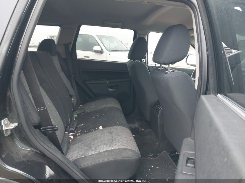 2010 Jeep Grand Cherokee Laredo VIN: 1J4PR4GK0AC153815 Lot: 43861874