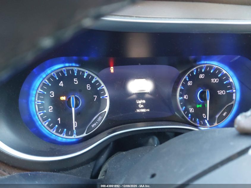 2017 Chrysler Pacifica Limited VIN: 2C4RC1GG6HR584137 Lot: 43861892