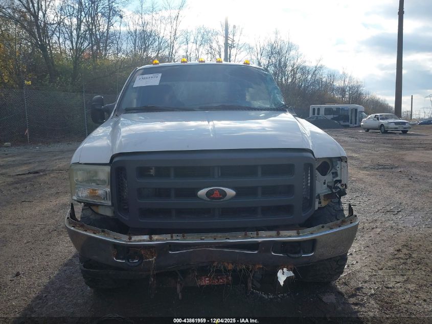 2005 Ford F-350 Lariat/Xl/Xlt VIN: 1FTWW31P35EC33127 Lot: 43861959