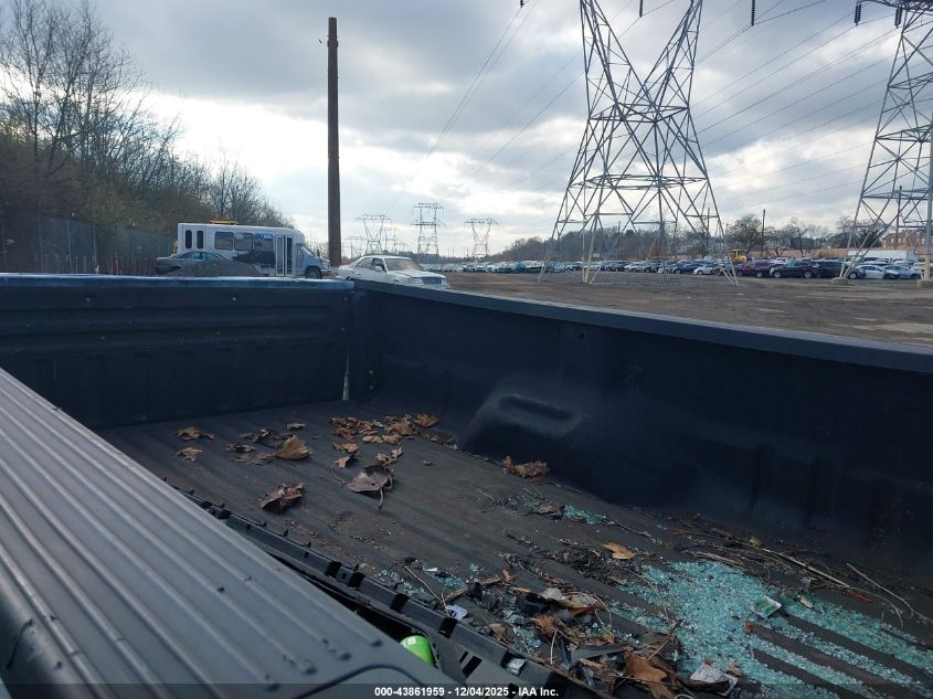 2005 Ford F-350 Lariat/Xl/Xlt VIN: 1FTWW31P35EC33127 Lot: 43861959