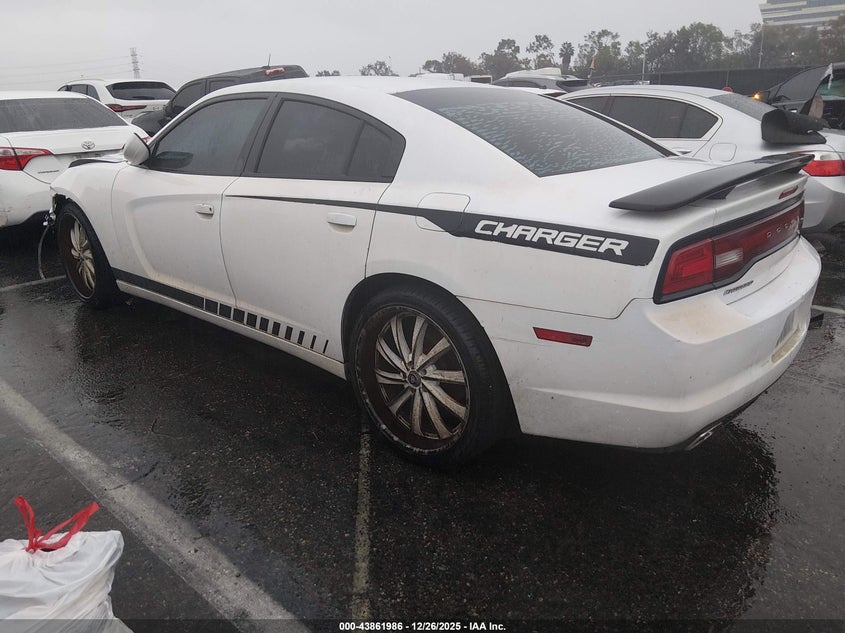 Vin: 2c3cdxbgxdh610014, lot: 44357504, dodge charger se 20133