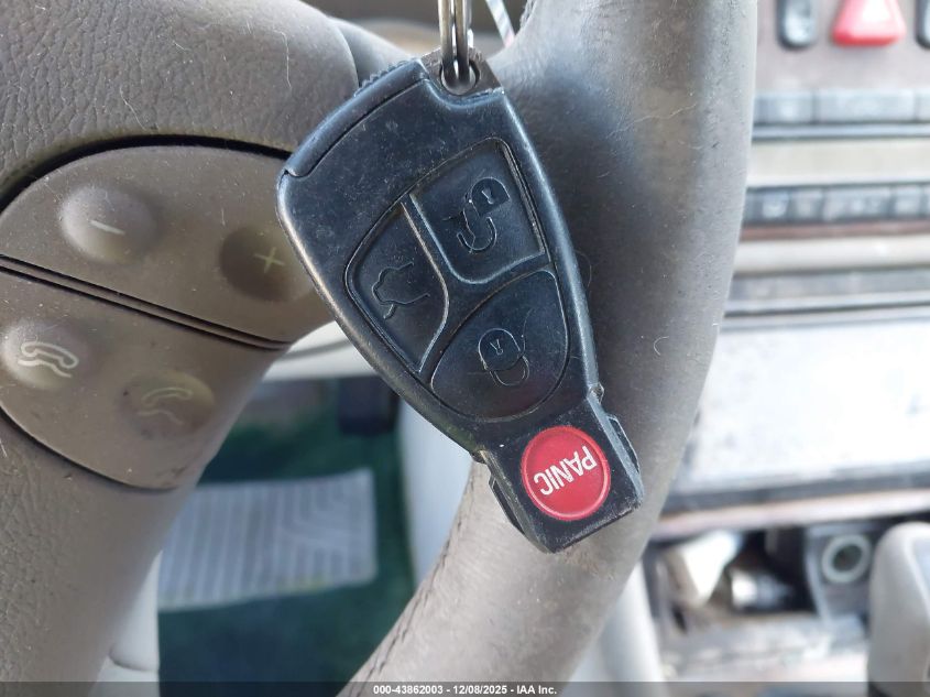 2002 Mercedes-Benz Clk 320 VIN: WDBLK65G82T114361 Lot: 43862003