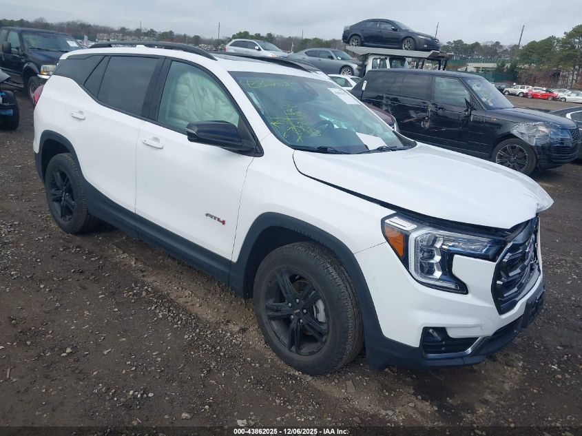GMC TERRAIN AWD AT4