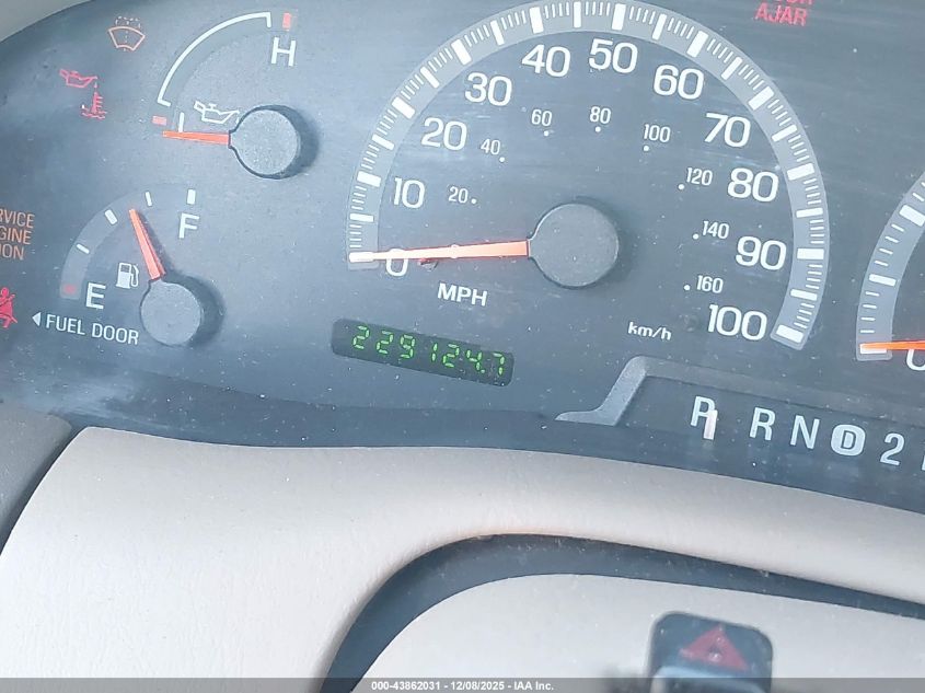 1999 Ford Expedition Eddie Bauer/Xlt VIN: 1FMRU17L7XLC11797 Lot: 43862031