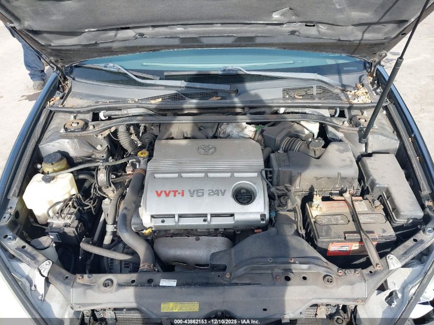 2004 Toyota Camry Le V6 VIN: 4T1BF32K24U080998 Lot: 43862153