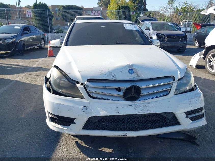 2014 Mercedes-Benz C-Class C 250 Sport/Luxury VIN: WDDGF4HB9EA945465 Lot: 43862158