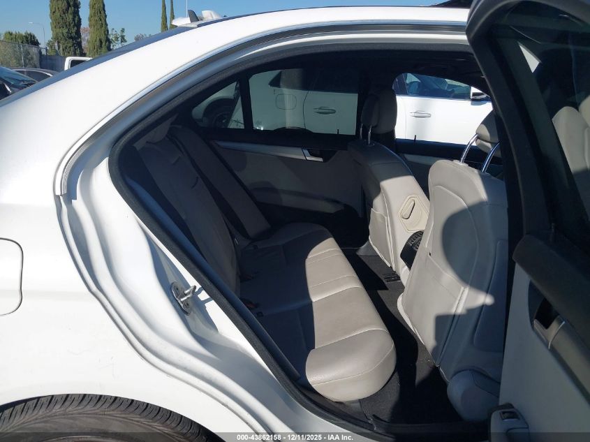 2014 Mercedes-Benz C-Class C 250 Sport/Luxury VIN: WDDGF4HB9EA945465 Lot: 43862158