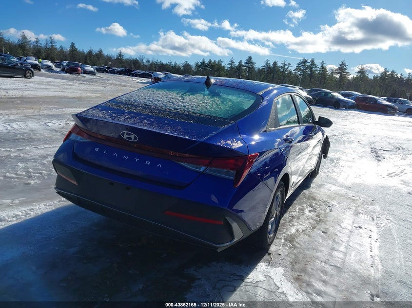 2024 Hyundai Elantra Se