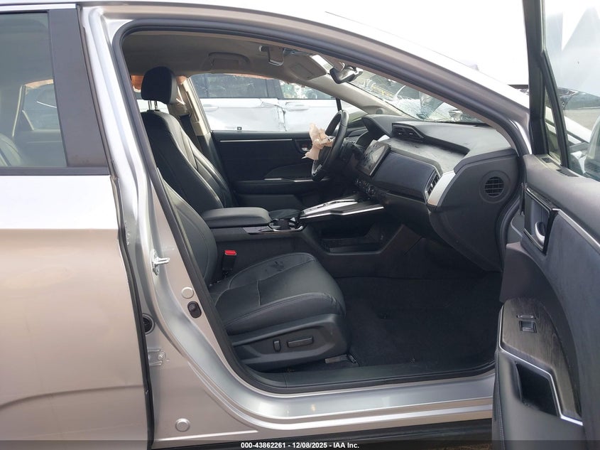 VIN JHMZC5F39JC006827 2018 HONDA CLARITY PLUG-IN HYBRID TOURING