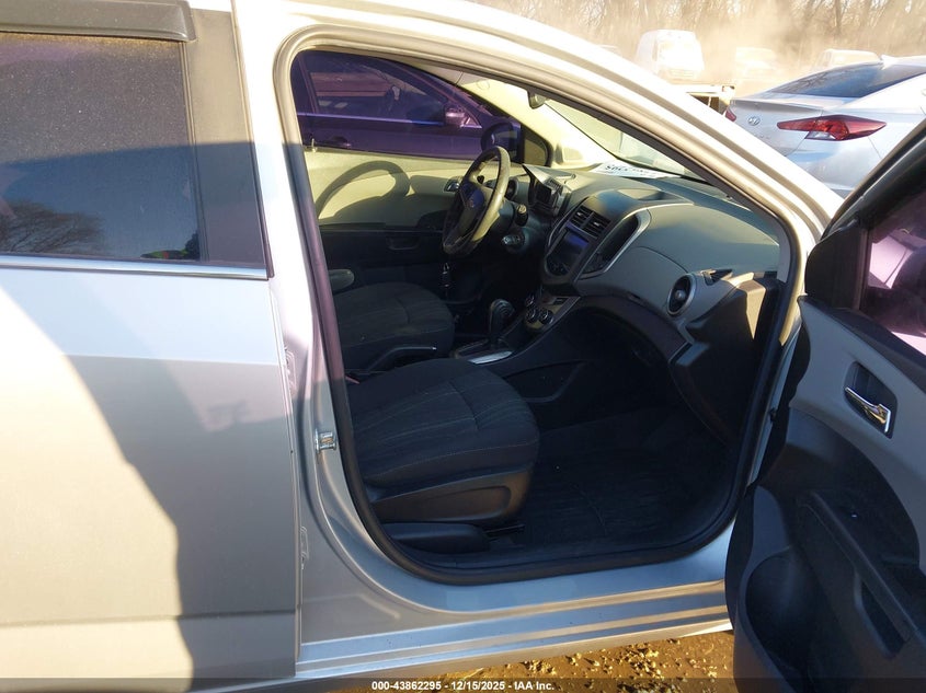 2014 Chevrolet Sonic Lt Auto