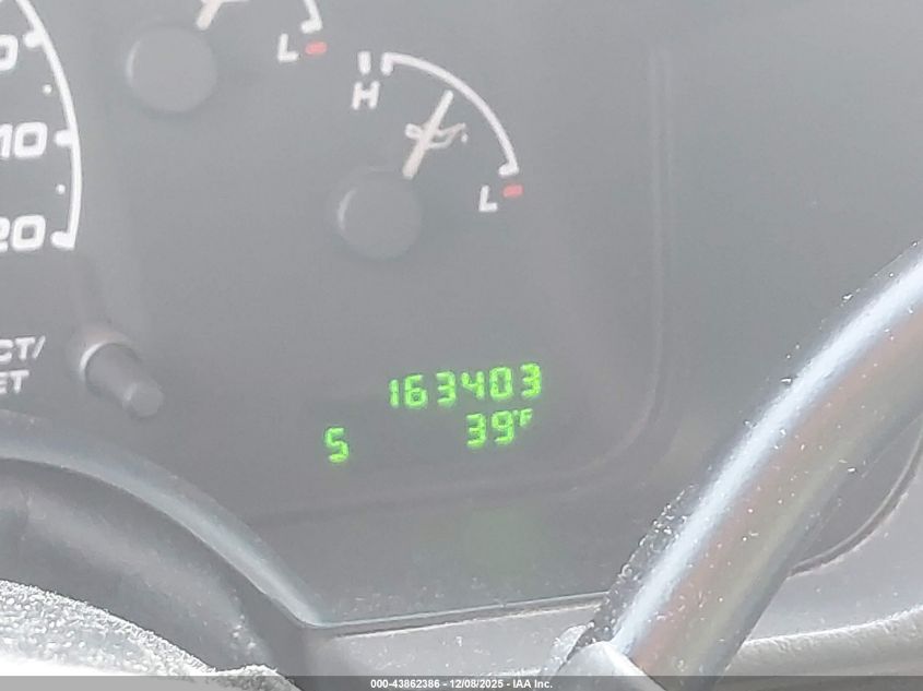 2002 Ford Explorer Xlt VIN: 1FMDU73K62ZC82408 Lot: 43862386