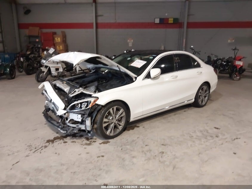 55SWF4JB8FU046068 2015 MERCEDES-BENZ C-KLASSE photo no. 2