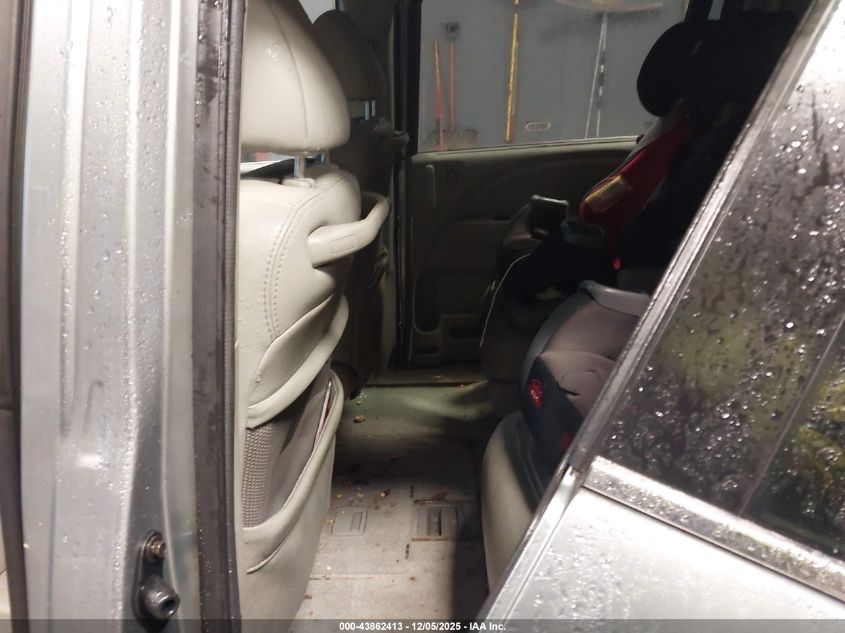 2007 Honda Odyssey Ex-L VIN: 5FNRL38727B006315 Lot: 43862413