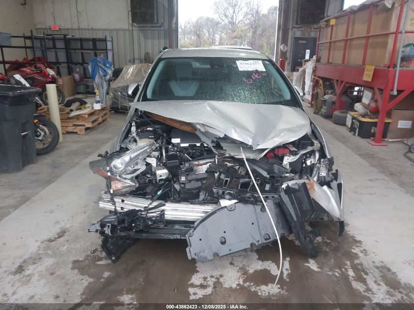 2018 Toyota Prius Two VIN: JTDKBRFU5J3596966 Lot: 43862423