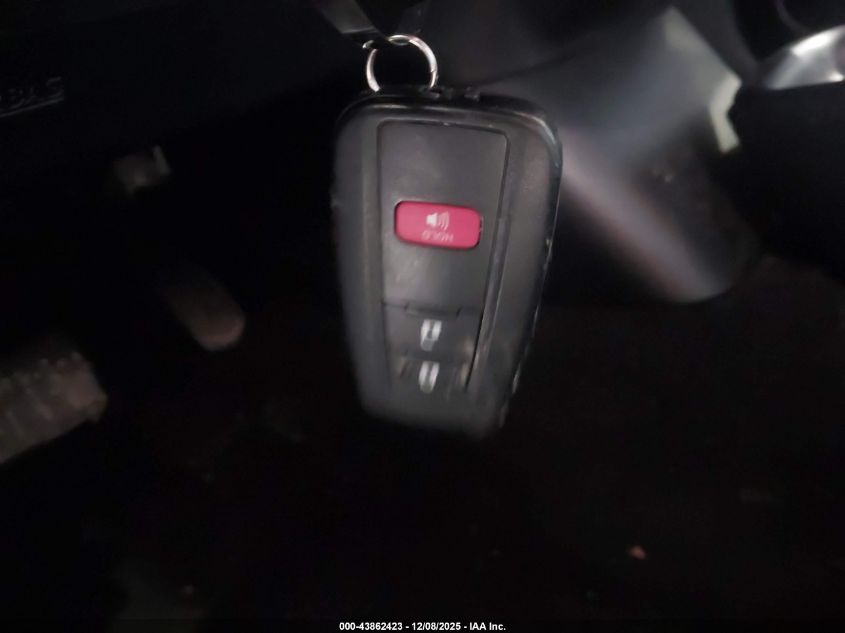 2018 Toyota Prius Two VIN: JTDKBRFU5J3596966 Lot: 43862423