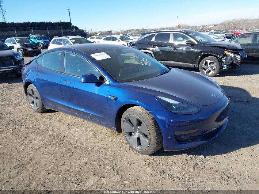 TESLA MODEL 3 REAR-WHEEL DRIVE