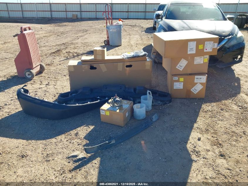 2018 Jeep Wrangler Unlimited Rubicon 4X4 VIN: 1C4HJXFG0JW211159 Lot: 43862521