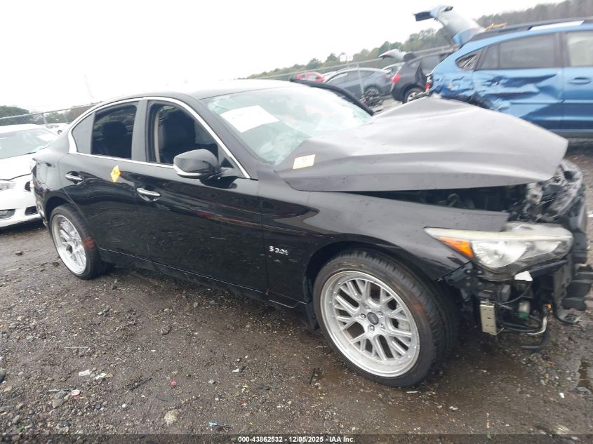 INFINITI Q50 3.0T RED SPORT 400
