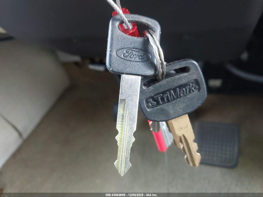 2007 Fleetwood Bounder VIN: 1F6NF53Y260A13864 Lot: 43862606