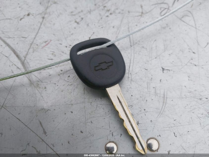 2000 Chevrolet Silverado 1500 Ls VIN: 1GCEC19V5YZ370224 Lot: 43862667