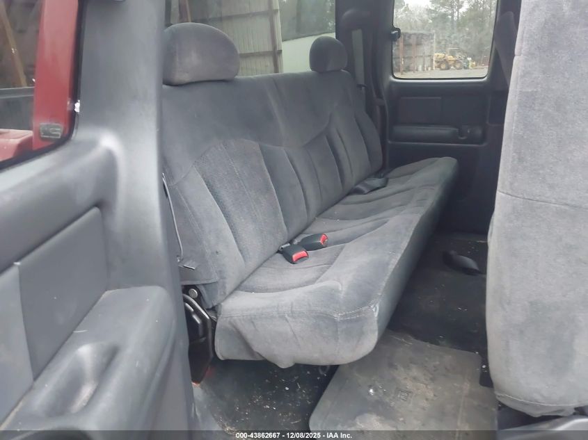 2000 Chevrolet Silverado 1500 Ls VIN: 1GCEC19V5YZ370224 Lot: 43862667