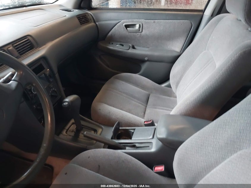 4T1BF28KXYU090993 2000 TOYOTA CAMRY photo no. 5