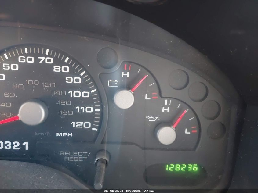 2004 Ford Explorer Xls VIN: 1FMZU72K84UC24467 Lot: 43862703