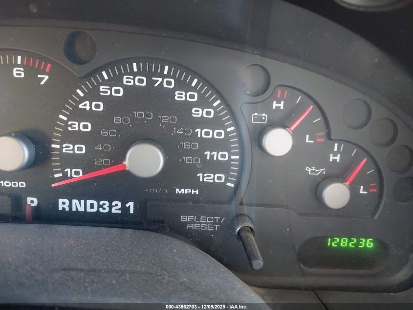 2004 Ford Explorer Xls VIN: 1FMZU72K84UC24467 Lot: 43862703