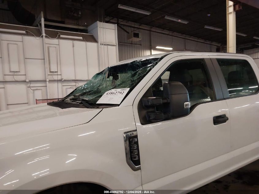 2018 Ford F-350 Xl VIN: 1FT8W3B67JEB00136 Lot: 43862792