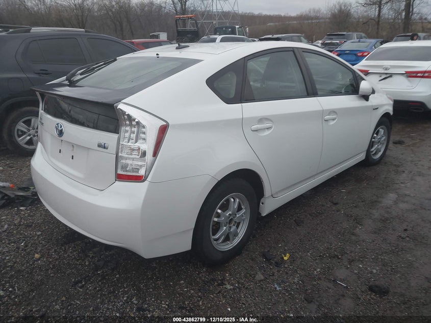 2011 TOYOTA PRIUS auction photo 4