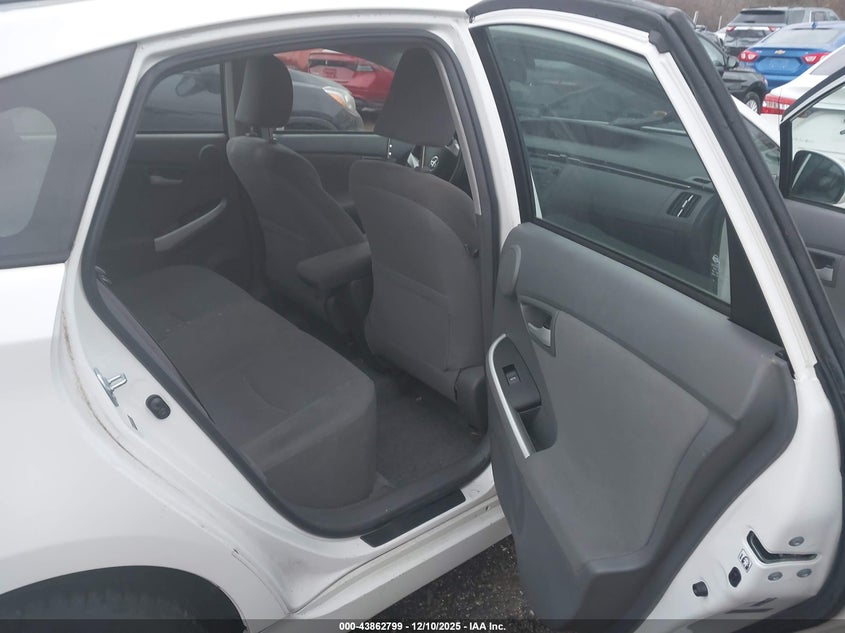 2011 TOYOTA PRIUS auction photo 8