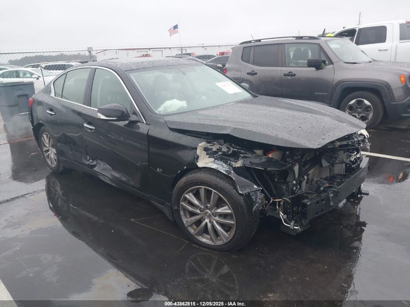 INFINITI Q50 PREMIUM