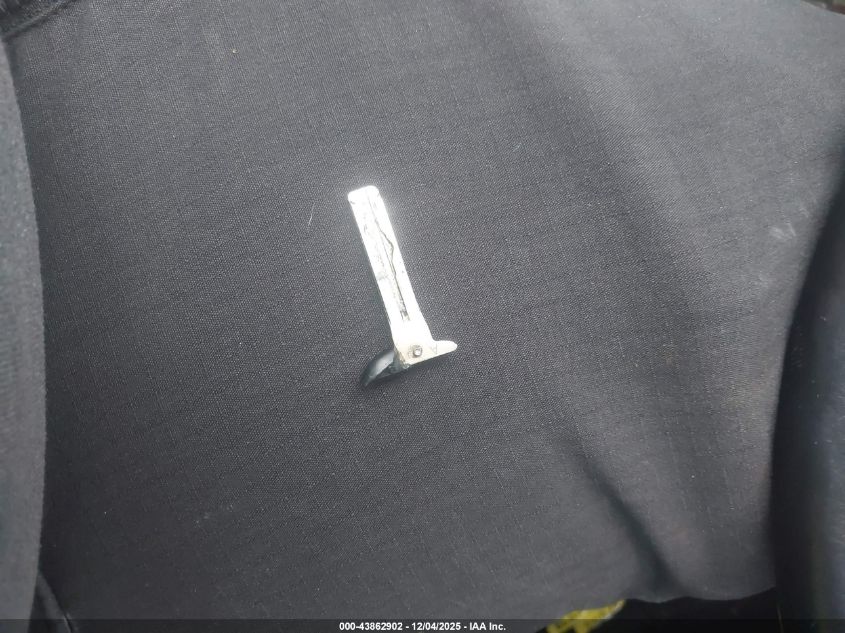 2001 Lexus Is 300 VIN: JTHBD182410009440 Lot: 43862902