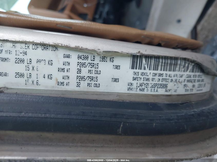 1995 Jeep Wrangler / Yj Se VIN: 1J4FY29S6SP235896 Lot: 43863000