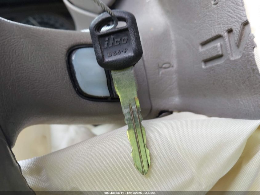 2003 GMC Yukon Xl 1500 Denali VIN: 1GKFK66U23J133623 Lot: 43863011