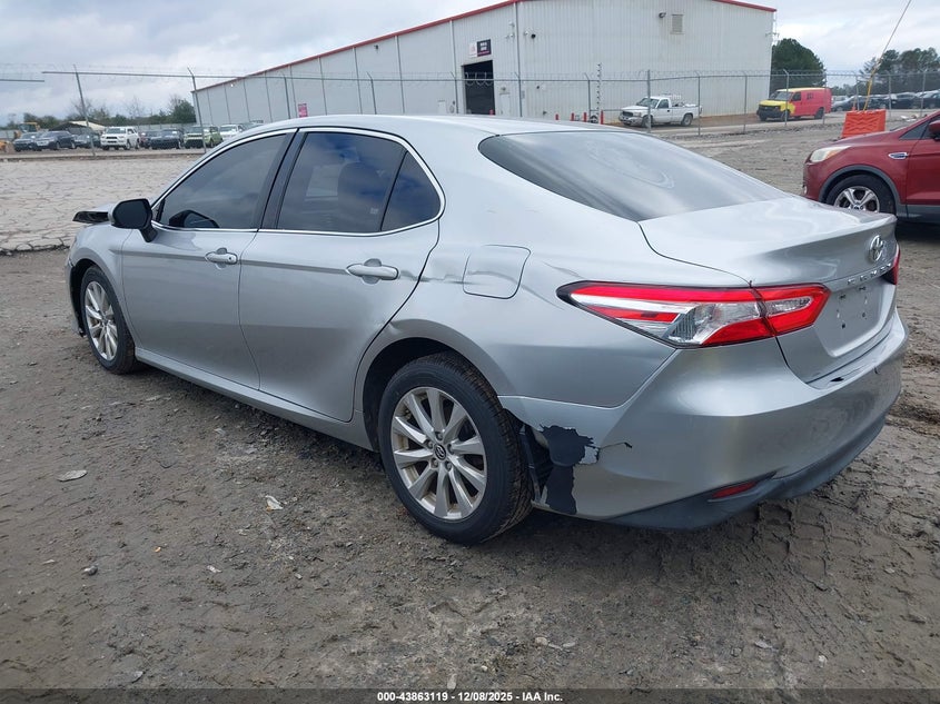 JTNB11HK4J3012102 2018 TOYOTA CAMRY photo no. 3