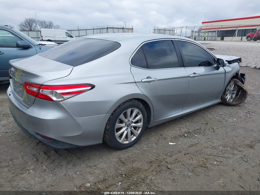 JTNB11HK4J3012102 2018 TOYOTA CAMRY photo no. 4