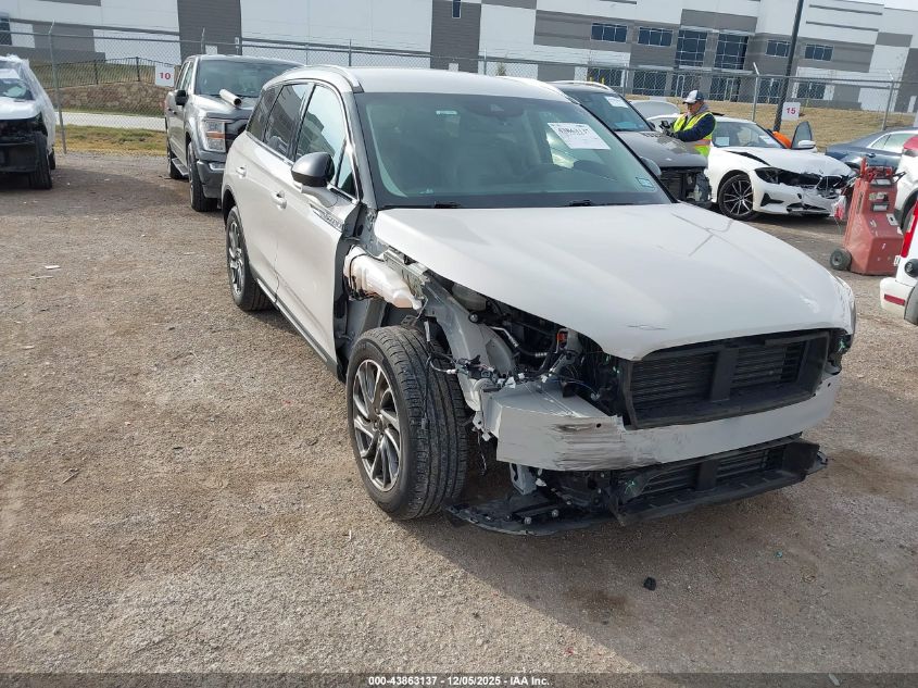 LINCOLN CORSAIR STANDARD