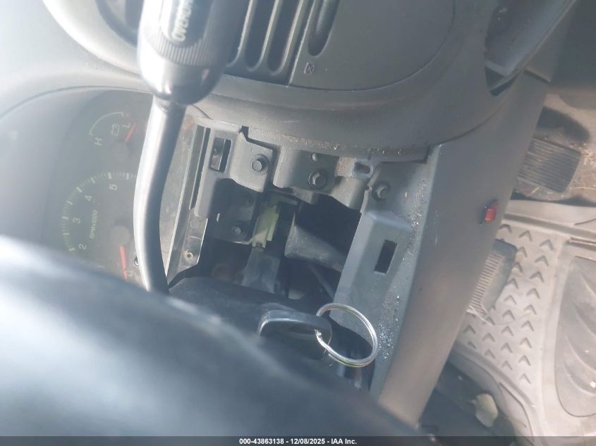 2000 Ford F-150 Work Series/Xl/Xlt VIN: 1FTZX1723YKA32005 Lot: 43863138