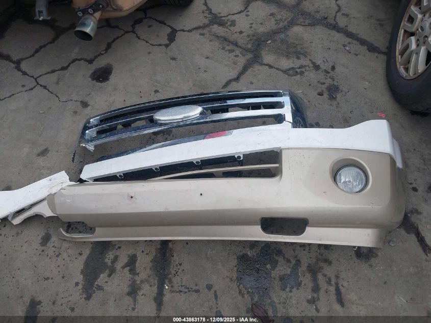 2007 Ford Expedition Eddie Bauer VIN: 1FMFU18527LA55803 Lot: 43863178