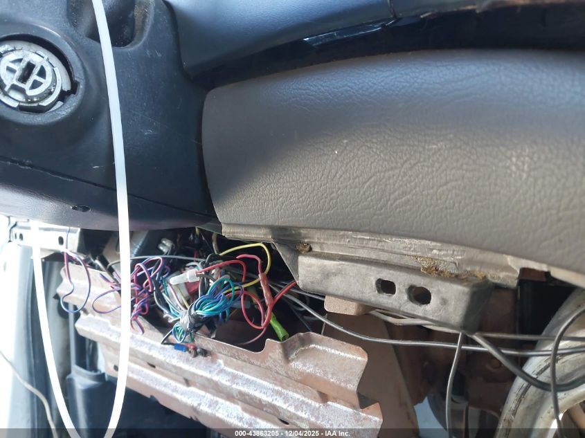 1999 Ford E-150 Commercial/Recreational VIN: 1FTRE14W3XHB07343 Lot: 43863205