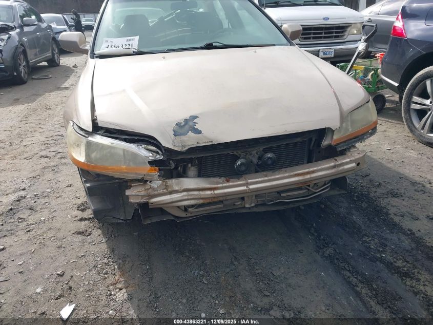 2001 Honda Accord 2.3 Ex VIN: JHMCG56601C022015 Lot: 43863221